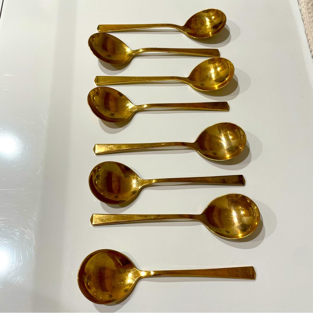 Vintage Dirigold Dirilyte 8 Soup Spoons Goldware Empress Flatware MCM - Picture 5 of 7